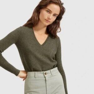 Everlane Cashmere Sweater, Olive Green, V-Neck, Size S